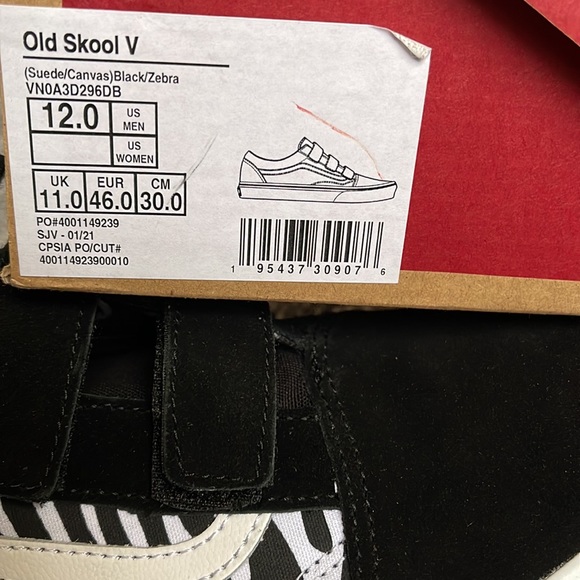 Vans Old Skool V Suede/Canvas Black/Zebra MENS - Picture 16 of 16